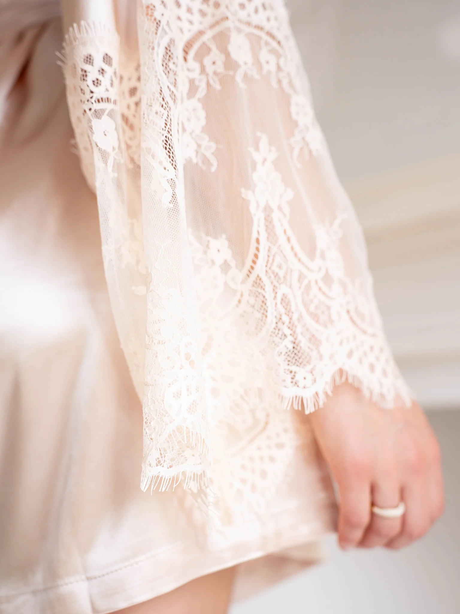 Kimono Lace Champagne - Image 6