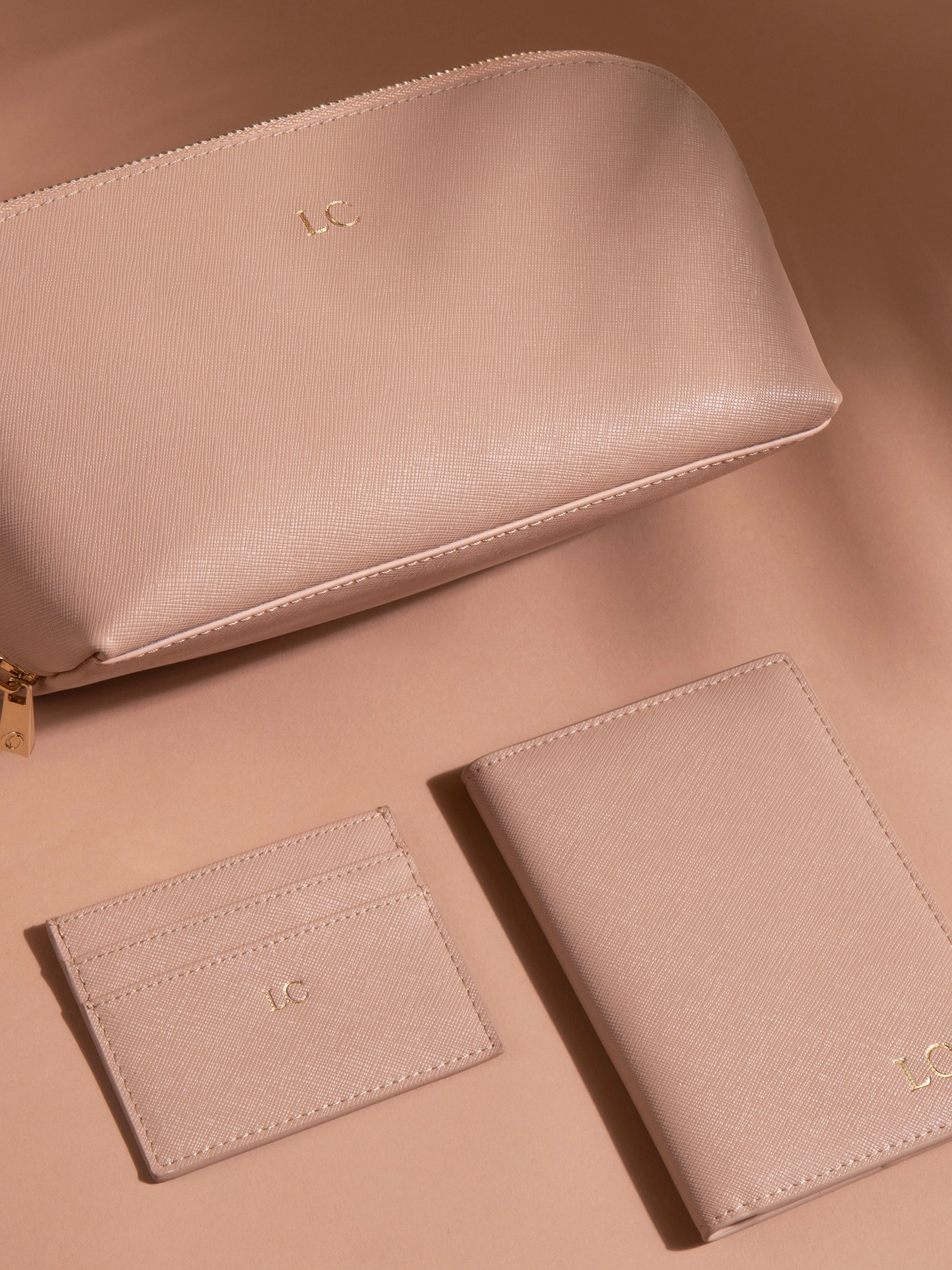 Passport Cover Nude - Image 4