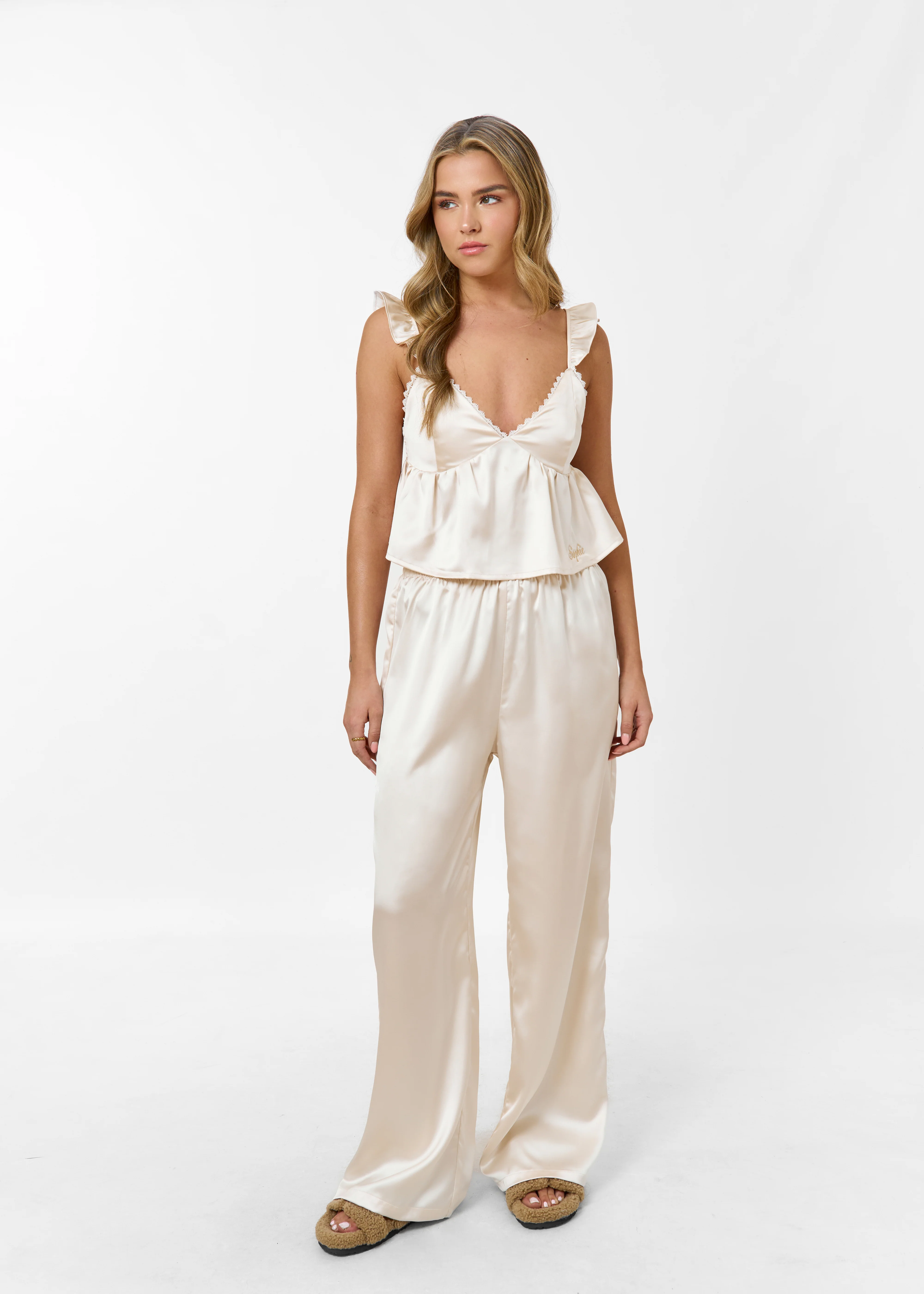 Pyjama Off White Lace - Image 3