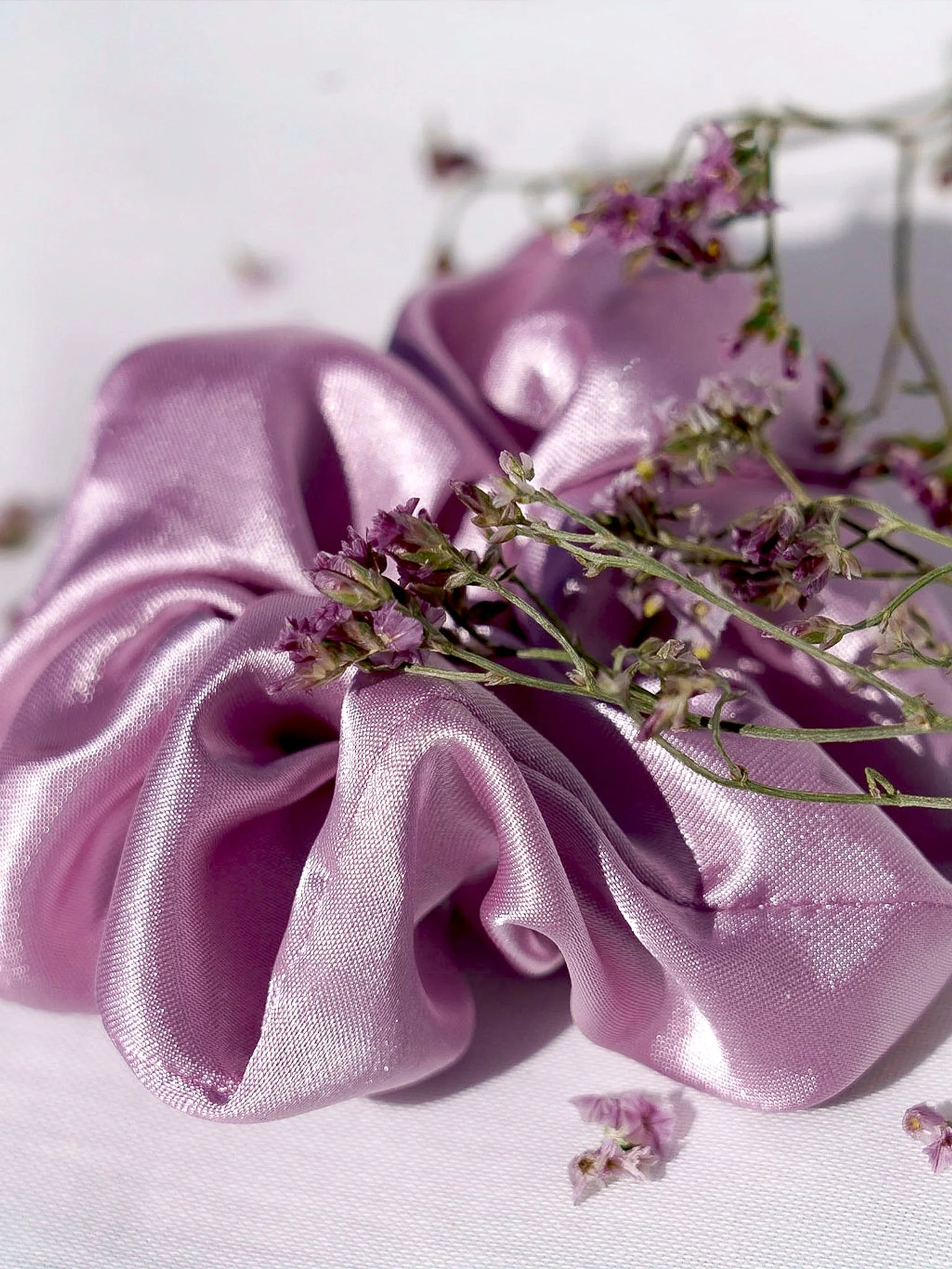 Scrunchie Violet - Image 3
