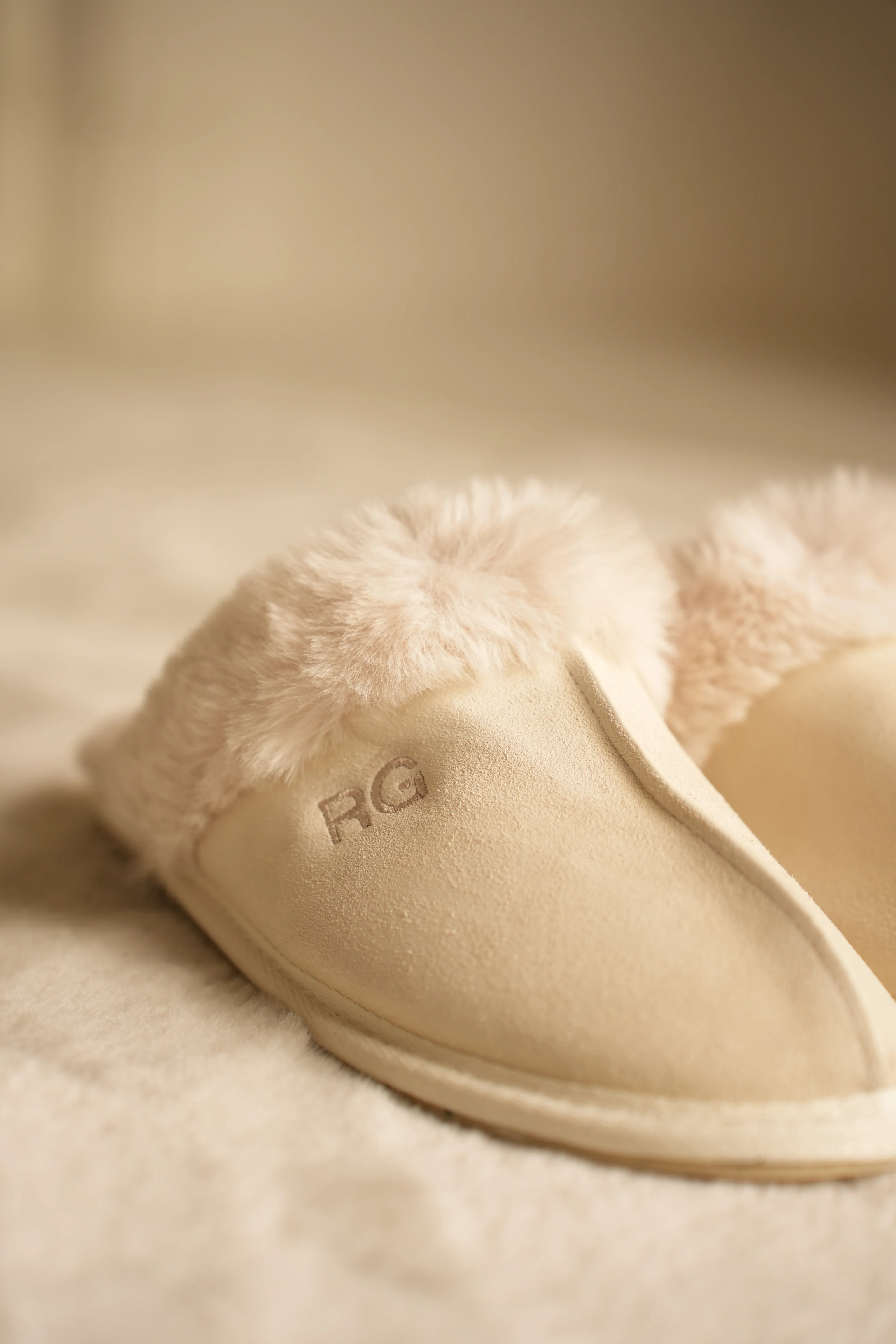 Pantoffel Suède Cream - Image 9